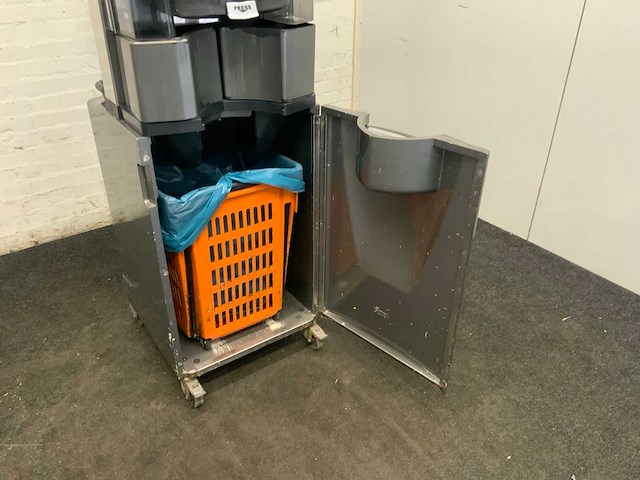 2015 zumex sinaasappelpers machine - afbeelding 5 van  15