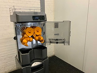 2015 zumex sinaasappelpers machine - afbeelding 15 van  15