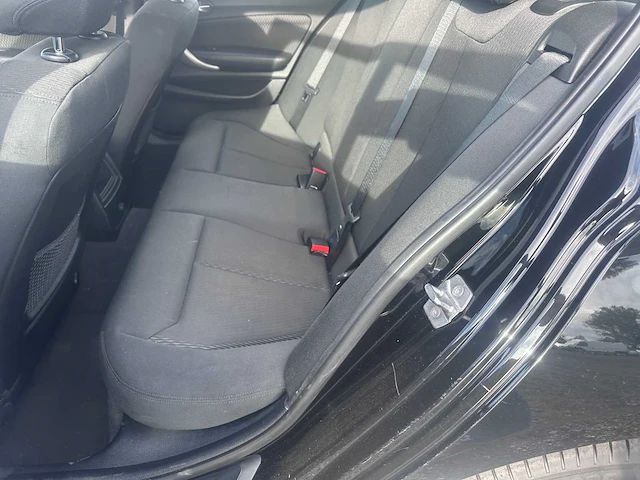 2016 - bmw - 1-serie - 116i sport - car - afbeelding 19 van  19