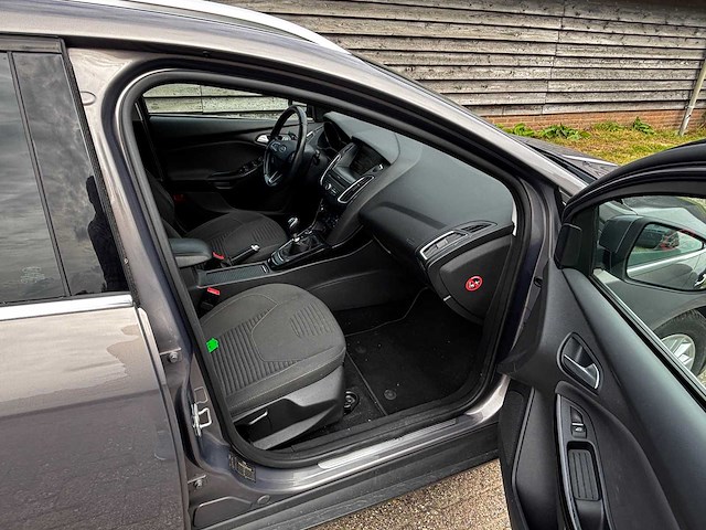 2016 - ford - focus wagon - 1.0 titanium - car - afbeelding 7 van  17