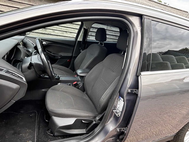 2016 - ford - focus wagon - 1.0 titanium - car - afbeelding 14 van  17
