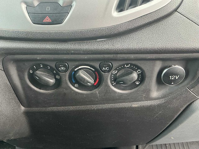 2016 - ford - transit - 310 2.2 tdci l2h2 tr - bedrijfswagen - afbeelding 2 van  14