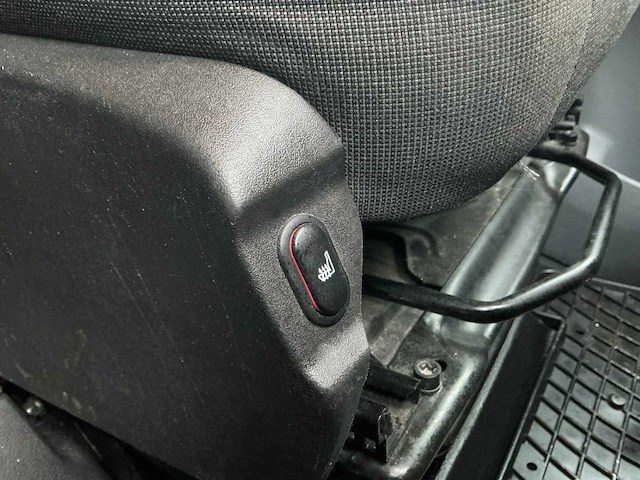 2016 - ford - transit - 310 2.2 tdci l2h2 tr - bedrijfswagen - afbeelding 2 van  13