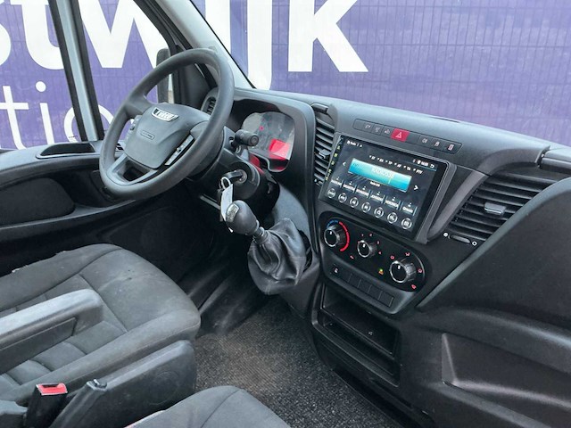 2016 - iveco - daily - 35s13v 2.3 352 h2 l - bedrijfswagen - afbeelding 12 van  13