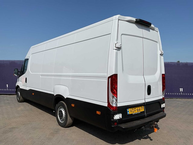 2016 - iveco - daily - 35s14v 2.3 410 h2 - bedrijfswagen - afbeelding 6 van  11