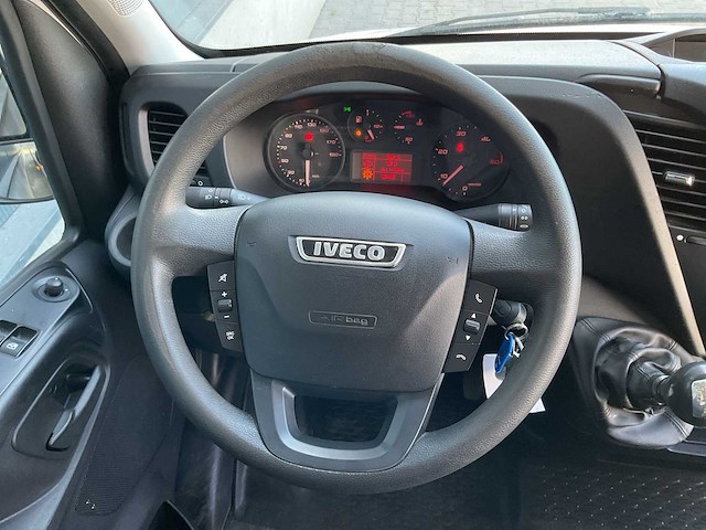 2016 - iveco - daily - 35s14v 2.3 410 h2 - bedrijfswagen - afbeelding 4 van  4