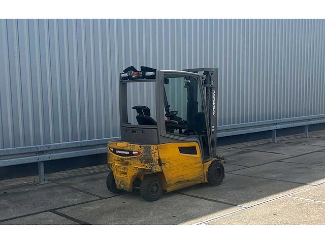 2016 - jungheinrich - efg320 - forklift trucks - afbeelding 3 van  9
