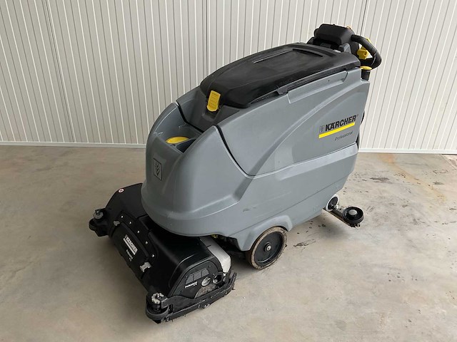 2016 - karcher - b 80 w bp - schrob-/zuigmachine - afbeelding 1 van  7