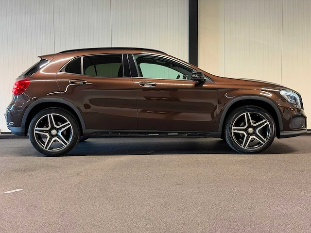 2016 - mercedes-benz - gla-klasse - 200 premium plus sg-148-n iaw - afbeelding 14 van  24