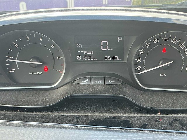 2016 - peugeot - 2008 - 1.2 puretech active - personenauto - afbeelding 4 van  12
