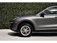 2016 - porsche - cayenne - car - afbeelding 15 van  74