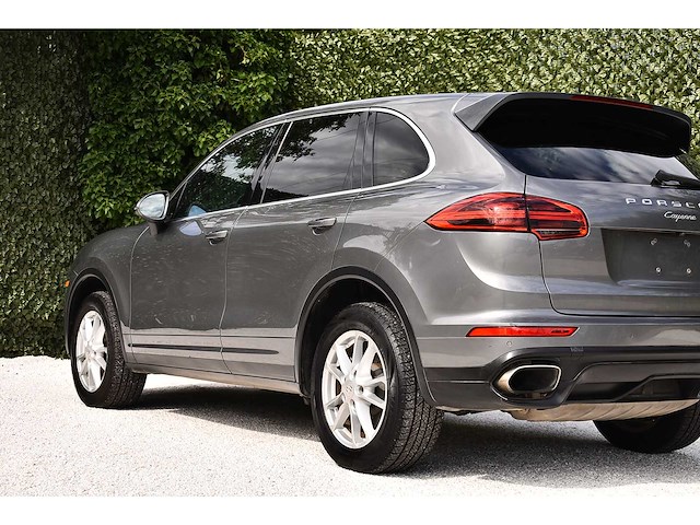 2016 - porsche - cayenne - car - afbeelding 22 van  74