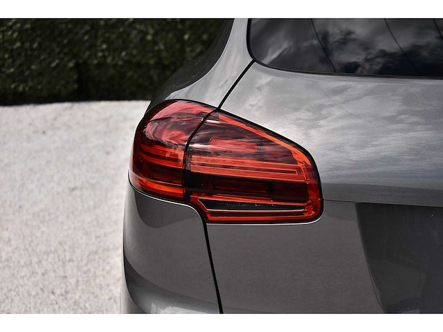 2016 - porsche - cayenne - car - afbeelding 24 van  74