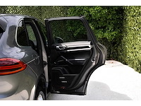 2016 - porsche - cayenne - car - afbeelding 54 van  74