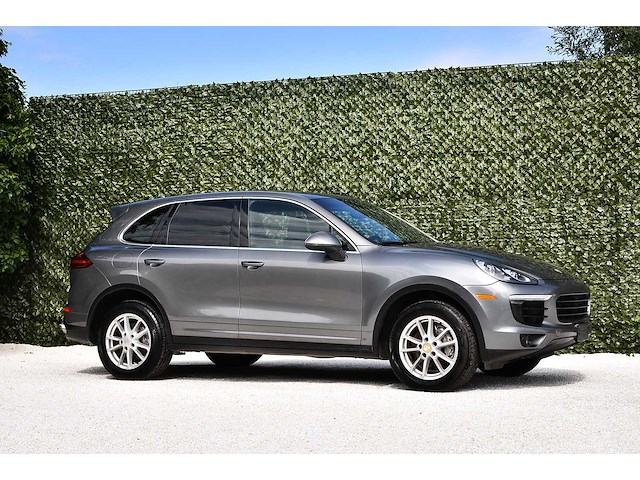 2016 - porsche - cayenne - car - afbeelding 51 van  74