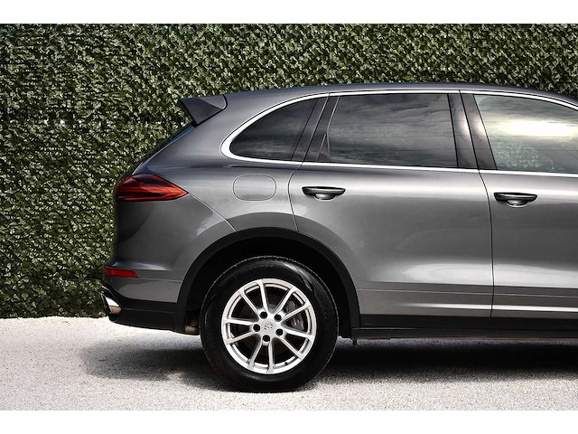2016 - porsche - cayenne - car - afbeelding 74 van  74