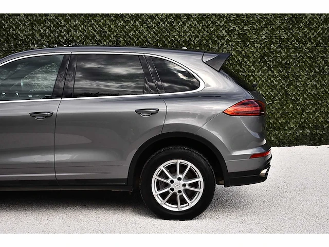 2016 - porsche - cayenne - car - afbeelding 22 van  80