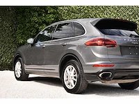 2016 - porsche - cayenne - car - afbeelding 27 van  80