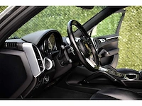 2016 - porsche - cayenne - car - afbeelding 42 van  80