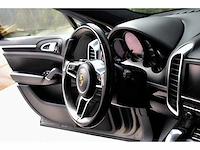 2016 - porsche - cayenne - car - afbeelding 52 van  80