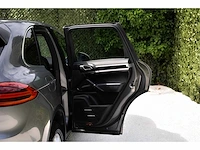 2016 - porsche - cayenne - car - afbeelding 59 van  80