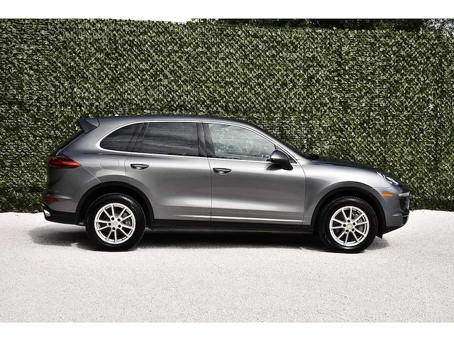 2016 - porsche - cayenne - car - afbeelding 67 van  80