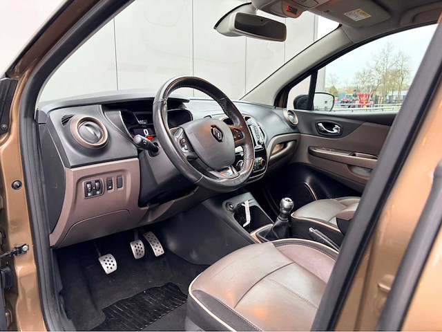 2016 - renault - captur 0.9 tce barista - personenauto - afbeelding 17 van  19