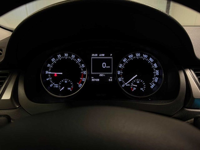 2016 - skoda - rapid spaceback - 1.4 tdi grt joy jh-313-k iaw - afbeelding 16 van  19