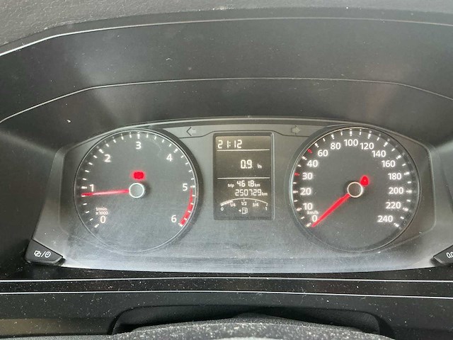 2016 - volkswagen - transporter - 2.0 tdi l2h1 comf. - bedrijfswagen - afbeelding 13 van  14