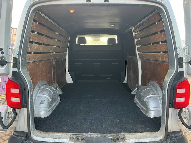 2016 - volkswagen - transporter - 2.0 tdi l2h1 comf. - bedrijfswagen - afbeelding 14 van  14