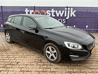 2016 - volvo - v60 - 2.0 d2 kinetic bns - personenauto - afbeelding 2 van  10