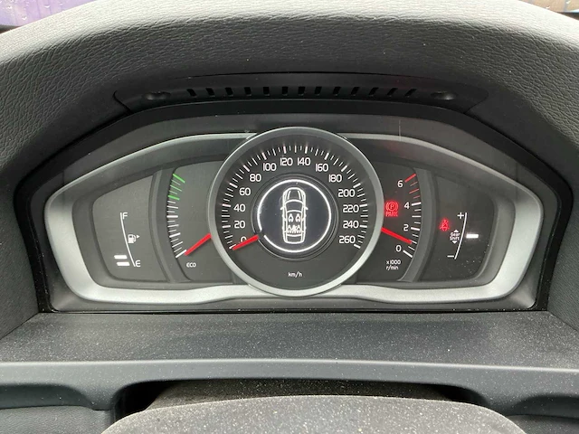 2016 - volvo - v60 - 2.0 d2 kinetic bns - personenauto - afbeelding 4 van  13