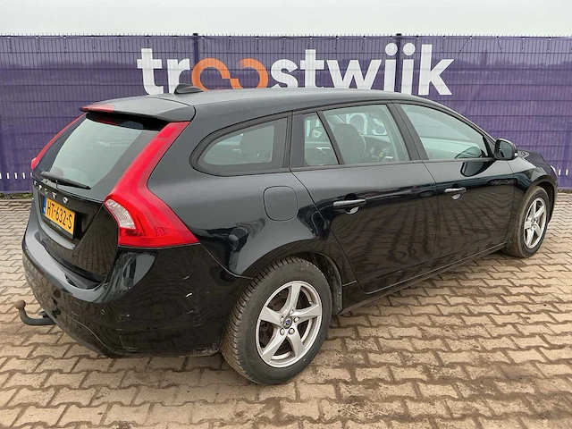 2016 - volvo - v60 - 2.0 d2 kinetic bns - personenauto - afbeelding 8 van  13
