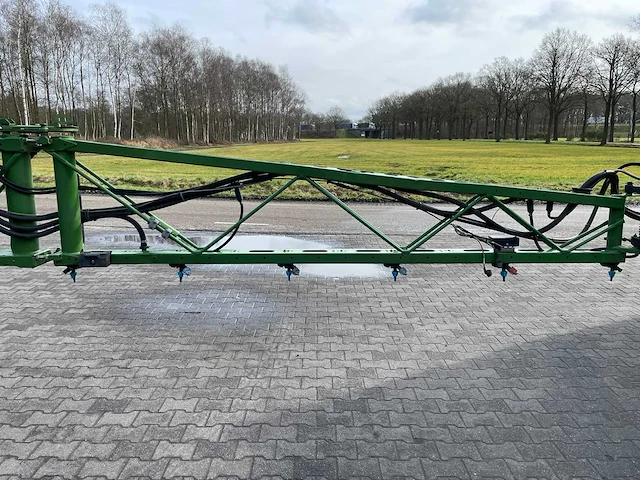 2016 2016 amazone uf 1801 veldspuit met ft 1001 fronttank – 27 m – 2.800 liter – amatron 3 - afbeelding 1 van  42