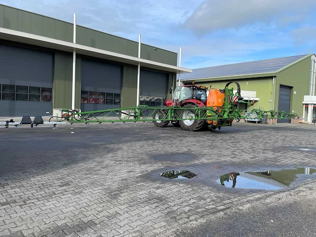 2016 2016 amazone uf 1801 veldspuit met ft 1001 fronttank – 27 m – 2.800 liter – amatron 3 - afbeelding 34 van  39