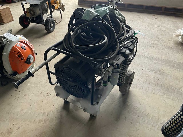 2016 aariac mobiel 340/22h luchtcompressor - afbeelding 6 van  8