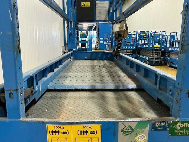 2016 airo x12 en hoogwerker - afbeelding 3 van  20