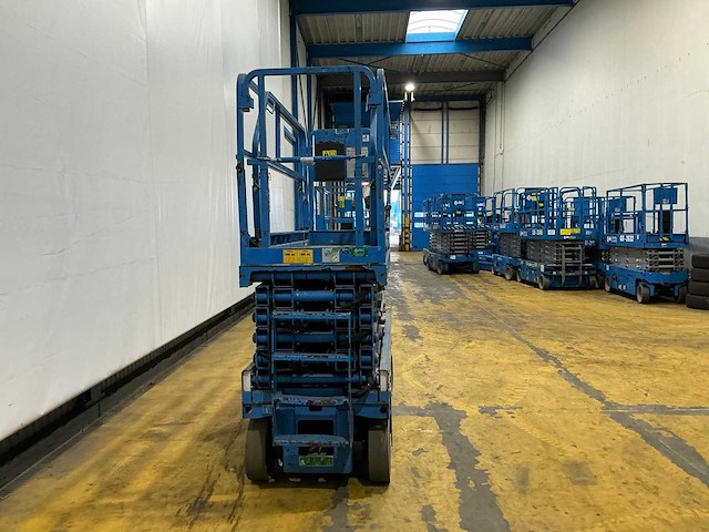 2016 airo x12 en hoogwerker - afbeelding 9 van  12