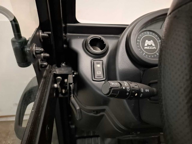 2016 aixam mega m10 bedrijfswagen - afbeelding 6 van  13