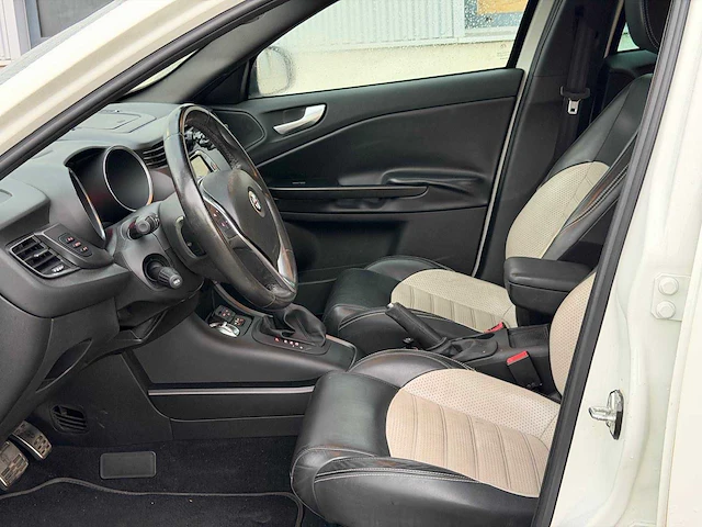 2016 alfa romeo giulietta automaat 1.4 t multiair super personenauto - afbeelding 2 van  20