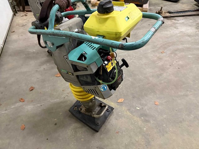 2016 ammann acr60 trilstamper - afbeelding 1 van  1