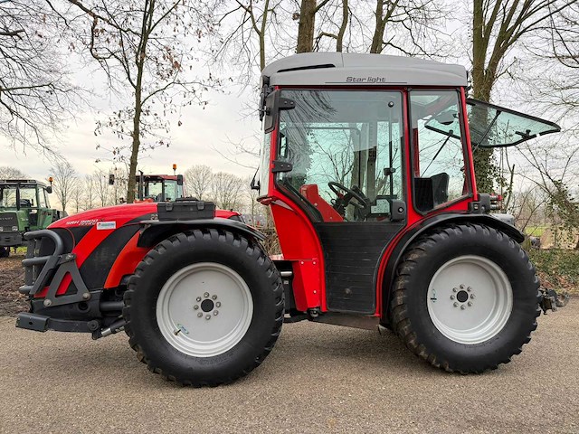 2016 antonio carraro isrh 9800 infinity ergit 100 vierwielaangedreven landbouwtractor - afbeelding 8 van  13