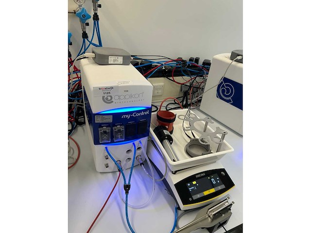 2016 applikon my-control kleinschalige bioreactor - afbeelding 3 van  10