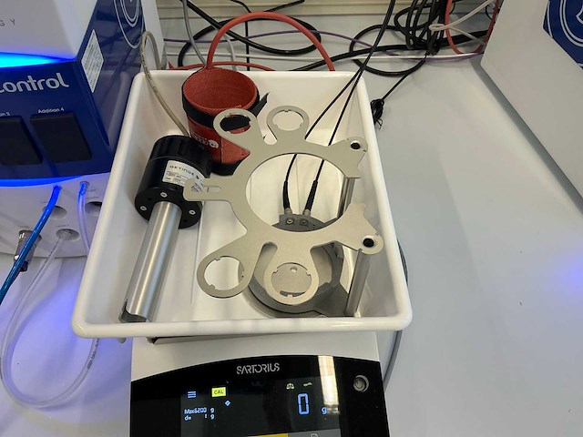 2016 applikon my-control kleinschalige bioreactor - afbeelding 7 van  10