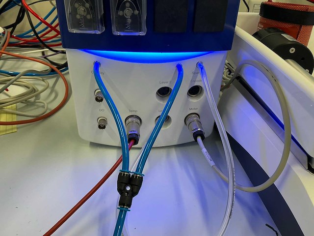2016 applikon my-control kleinschalige bioreactor - afbeelding 5 van  10