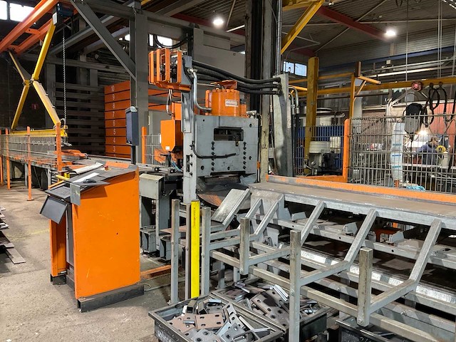 2016 aps europe rp-503 cnc pons- en knip installatie - afbeelding 12 van  41