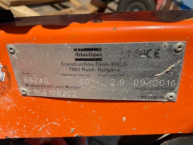 2016 atlas copco bg240 mechanische troffel / betonvlinder / cementvlinder - afbeelding 9 van  9