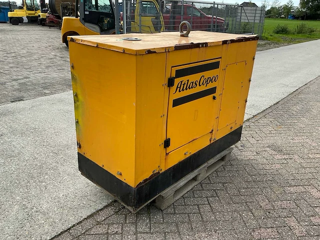 2016 atlas copco eps303tde stroomgenerator - afbeelding 18 van  22