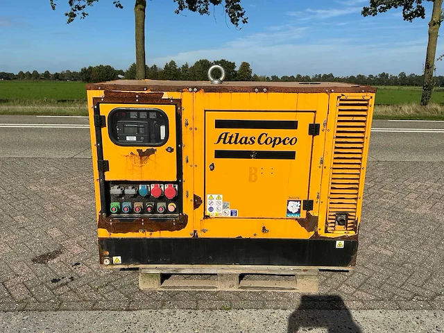 2016 atlas copco eps303tde stroomgenerator - afbeelding 12 van  19