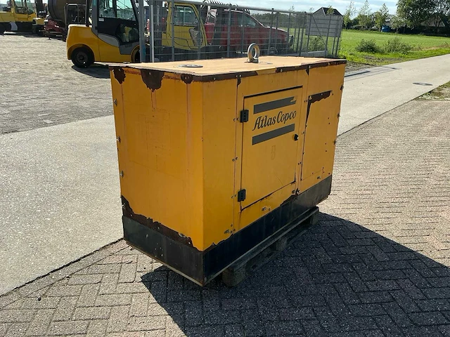 2016 atlas copco eps303tde stroomgenerator - afbeelding 15 van  19